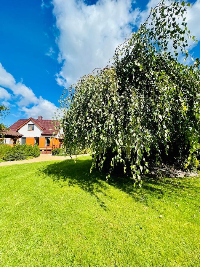 Dom Ogrodem Otulony Villa Bakalarzewo Eksteriør bilde